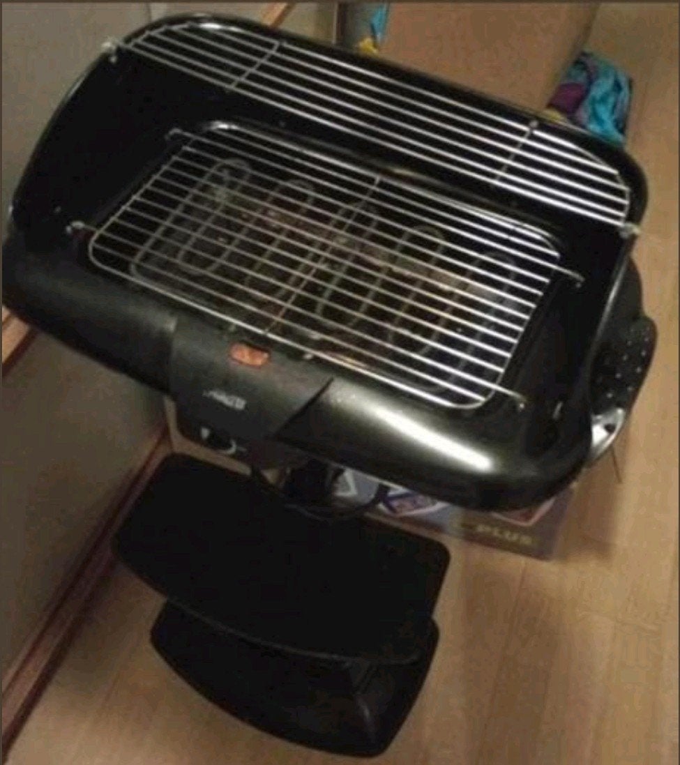 Elektrische BBQ met bbq gereedschap, gratis grillpan, etc, Ophalen