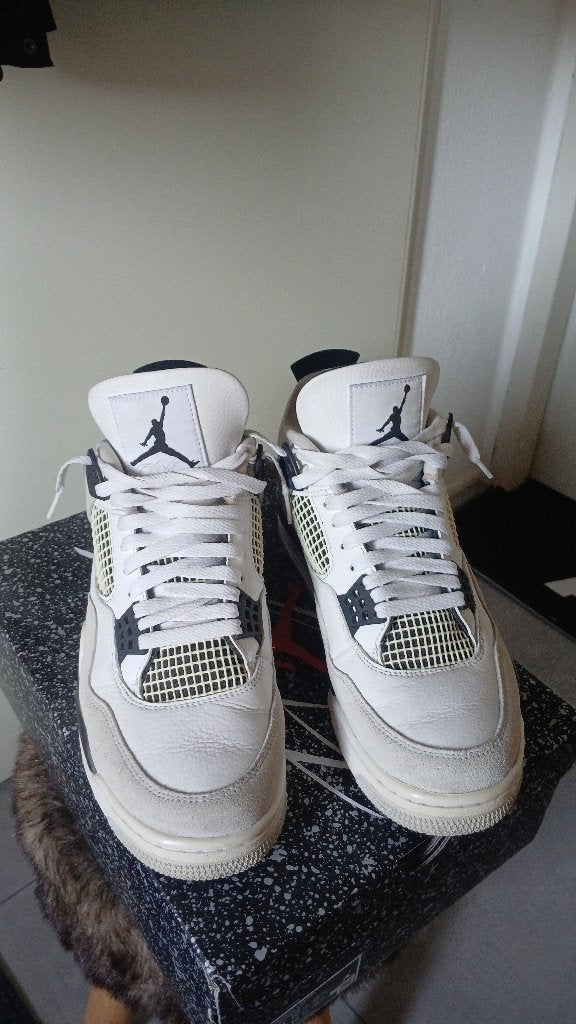 Jordan 4 "military black" 44,5, Kleding | Heren, Schoenen, Wit, Ophalen of Verzenden, Jordan, Sneakers of Gympen