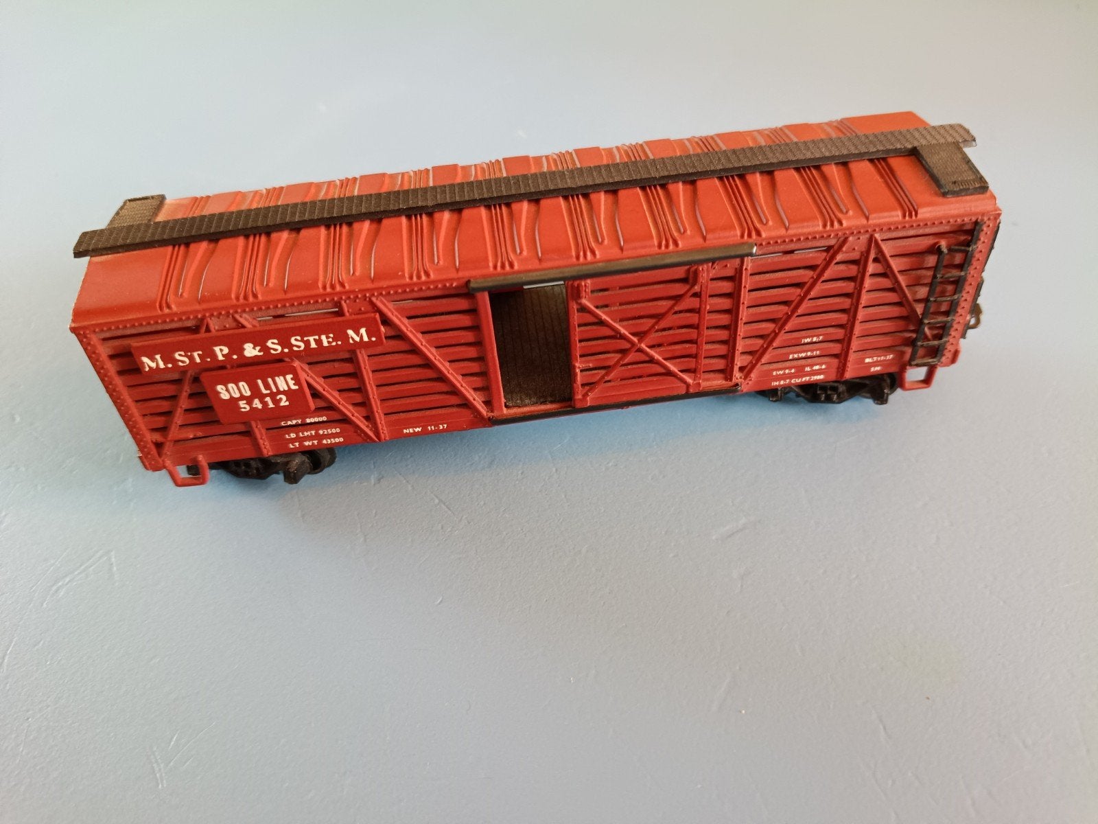 Model trein goederen wagon merk Ahm Tempo, Ophalen of Verzenden, Gelijkstroom, Wagon