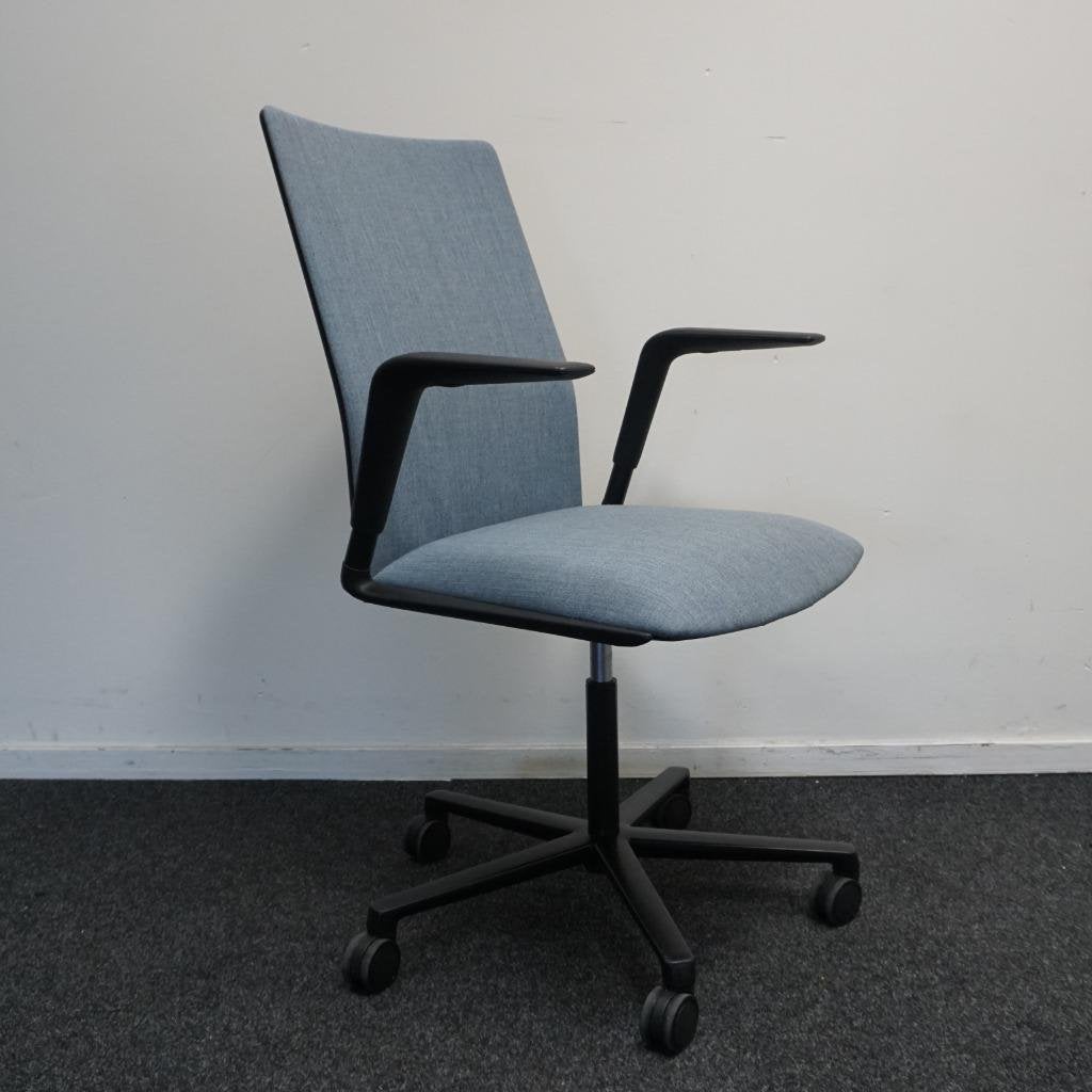 Arper Kinesit Vergaderstoelen | Bureaustoelen | Blauwe Stof, Gebruikt, -, Blauw, -