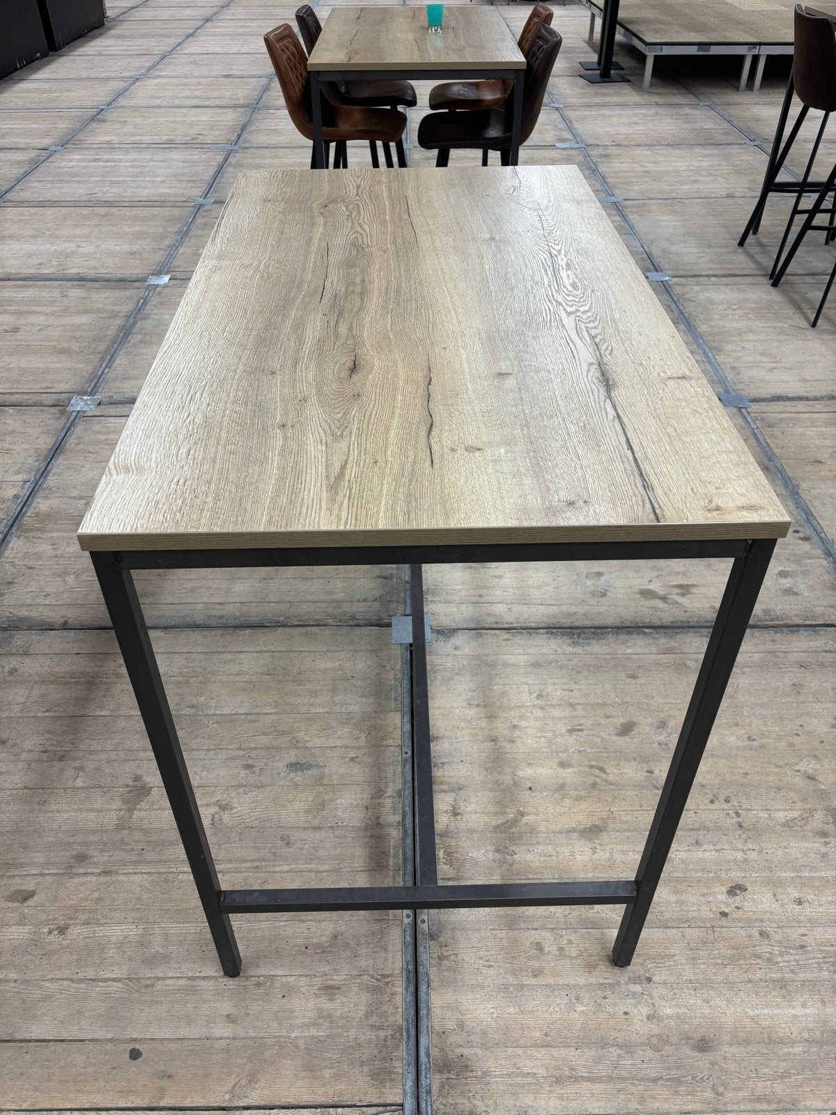 Statafel Houtlook met Zwart Metalen Onderstel (8 stuks), Ophalen, Zo goed als nieuw