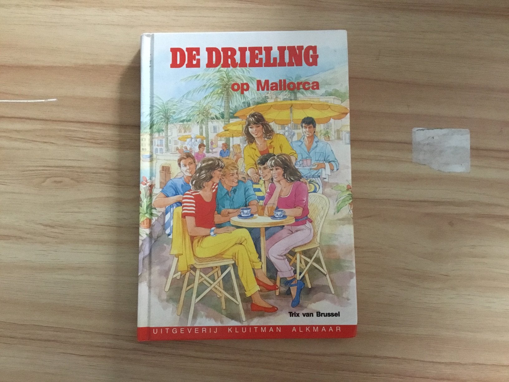 De drieling op mallorca, Ophalen of Verzenden, Zo goed als nieuw