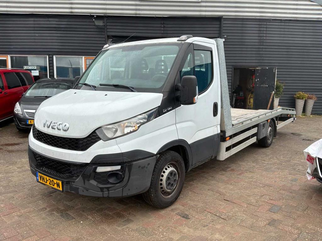 2017 Iveco Daily 35S15 3.0 410 Autotransporter / oprijwagen, Auto's, Euro 5, Achterwielaandrijving, Gebruikt, Iveco