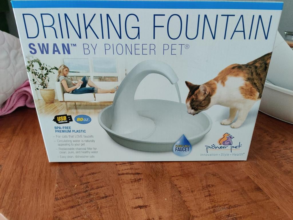 Katten drinkfontein incl 5 filters, Ophalen, Nieuw
