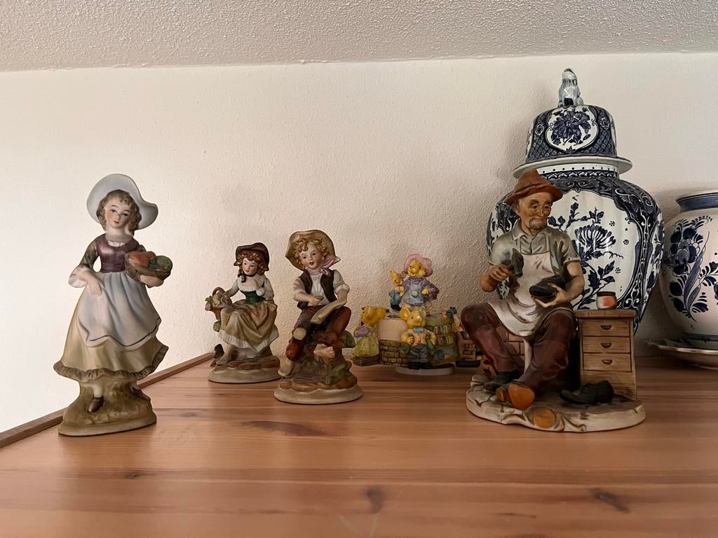Delfts blauw en Hummeltjes beeldjes, Verzamelen, Ophalen of Verzenden, Gebruikt
