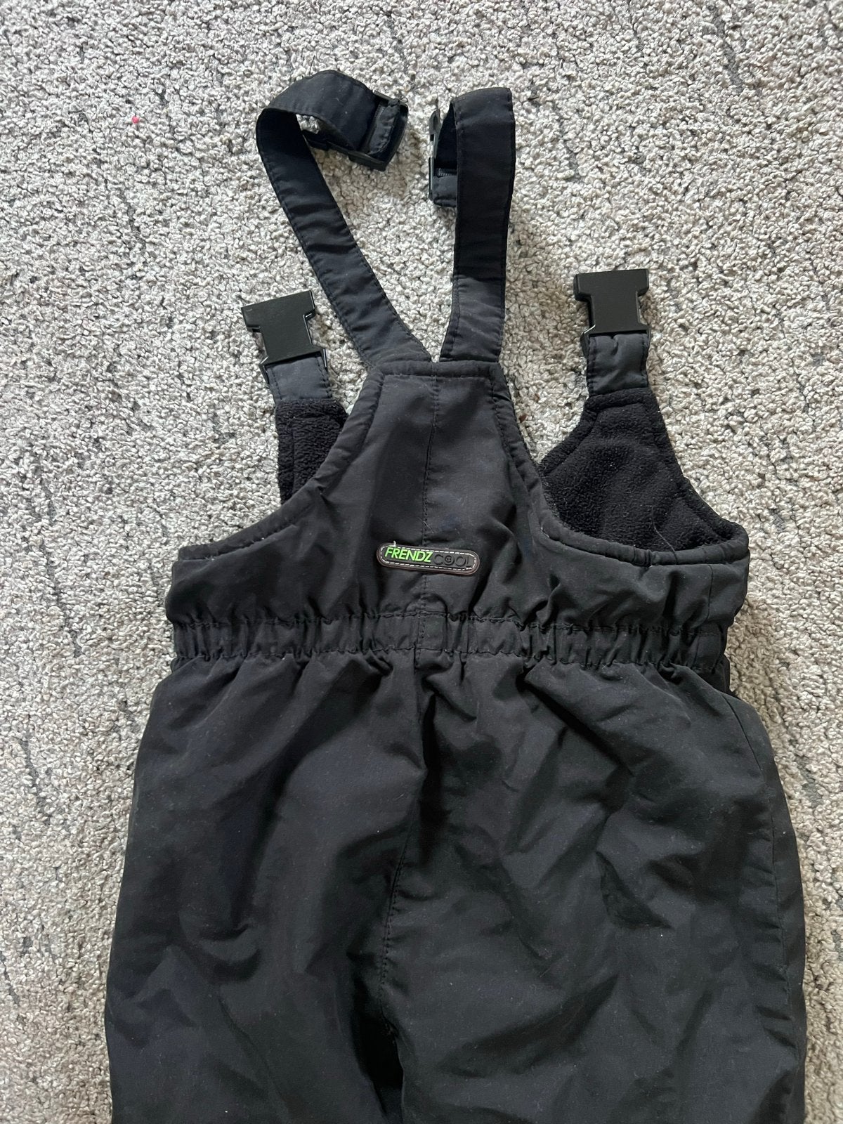 Warme zwarte winterbroek/skibroek voor kinderen, Kinderen en Baby's, Babykleding | Maat 86, Ophalen of Verzenden, Gebruikt, Jongetje of Meisje