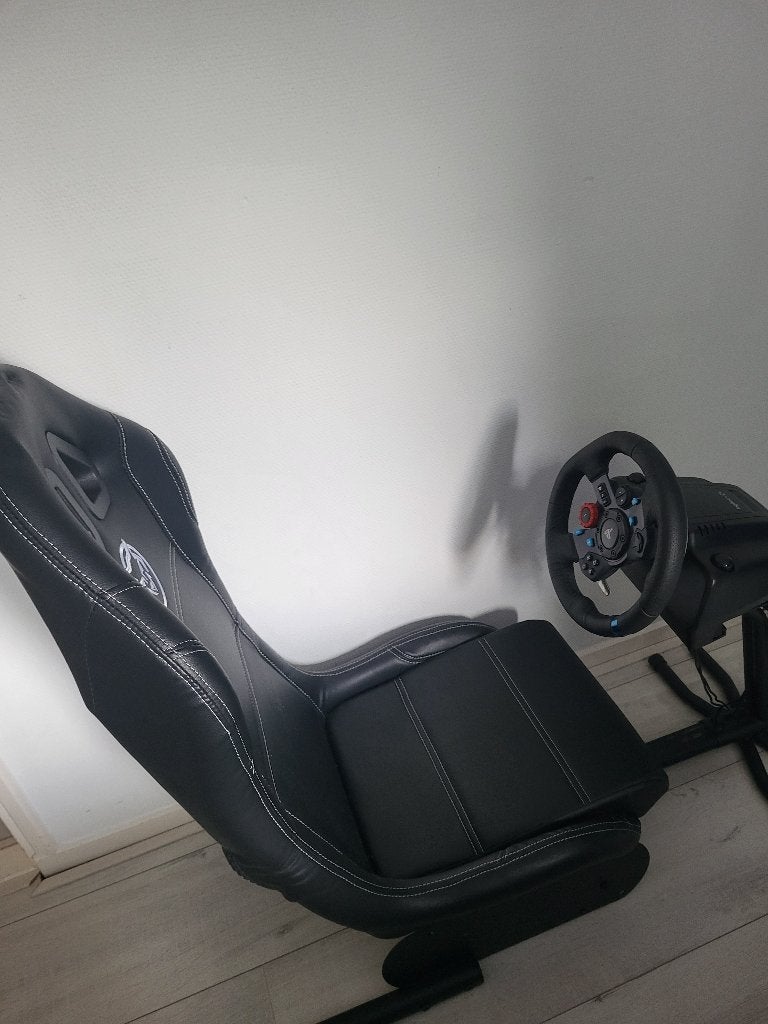 Logitech playseat racestoel +stuur en pedalen, Ophalen, Gebruikt, Playseat of Racestoel