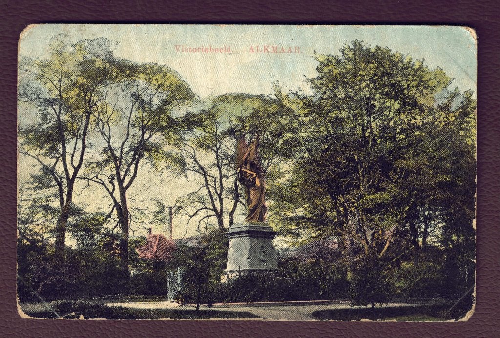 Alkmaar - Victoriabeeld - jr'20 - (pst. Alkm./Enkhuizen), Verzamelen, Ophalen of Verzenden, 1920 tot 1940, Gelopen, Noord-Holland