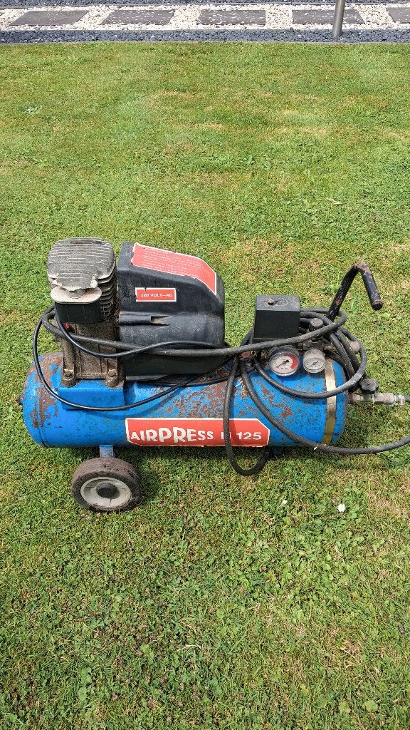 Airpress Compressor, Ophalen, Gebruikt, 6 tot 10 bar, Minder dan 200 liter/min