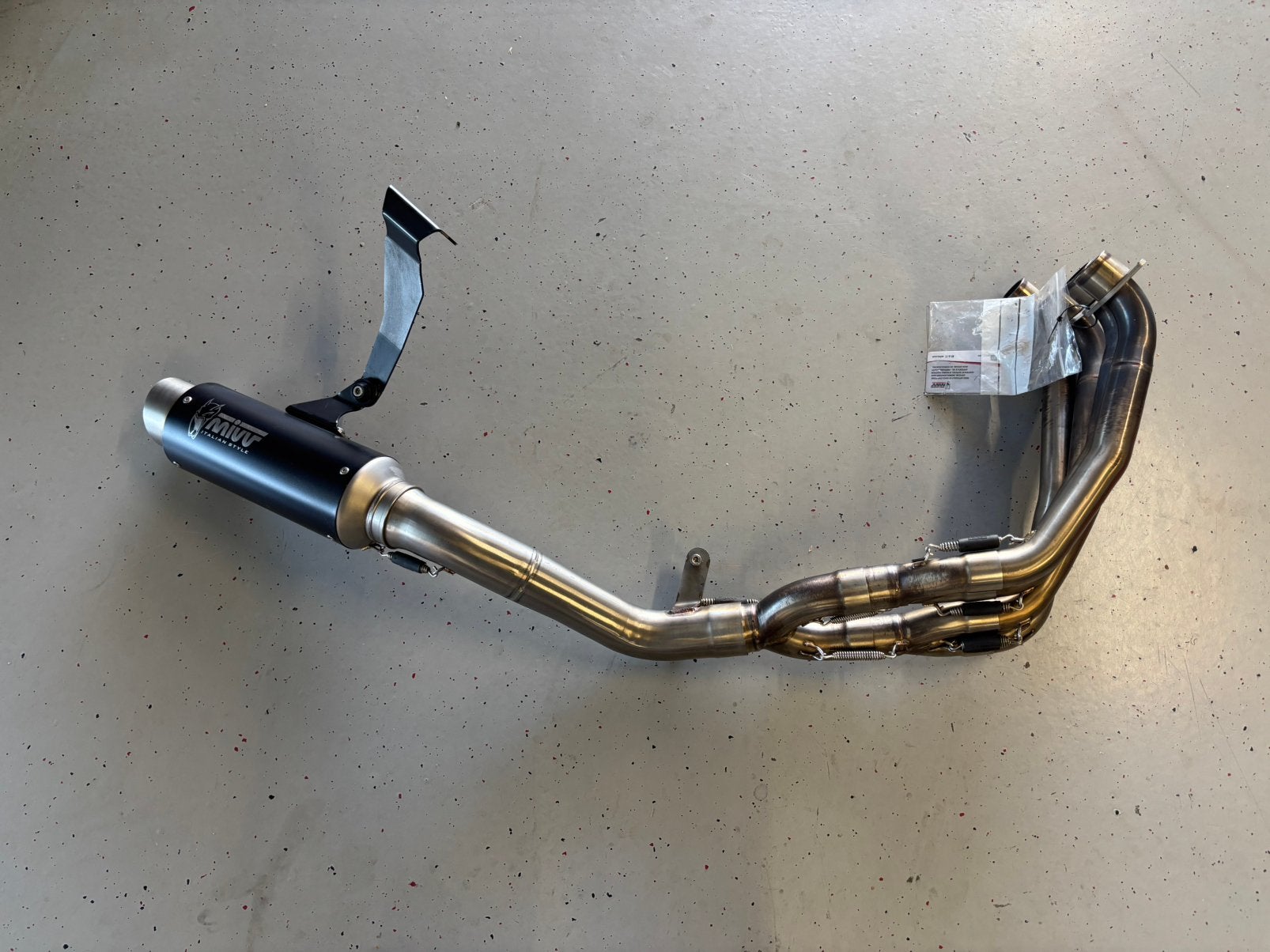 Mivv GP pro uitlaatsysteem CB650R CBR650R 2019-2022, Italie, Gebruikt, Mivv, Ophalen of Verzenden