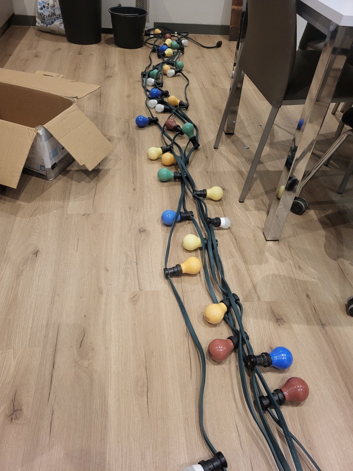30m outdoor Prikkabel met Gekleurde Lampen + Reserve Lampen, Ophalen, Zo goed als nieuw, Netvoeding, Minder dan 50 watt