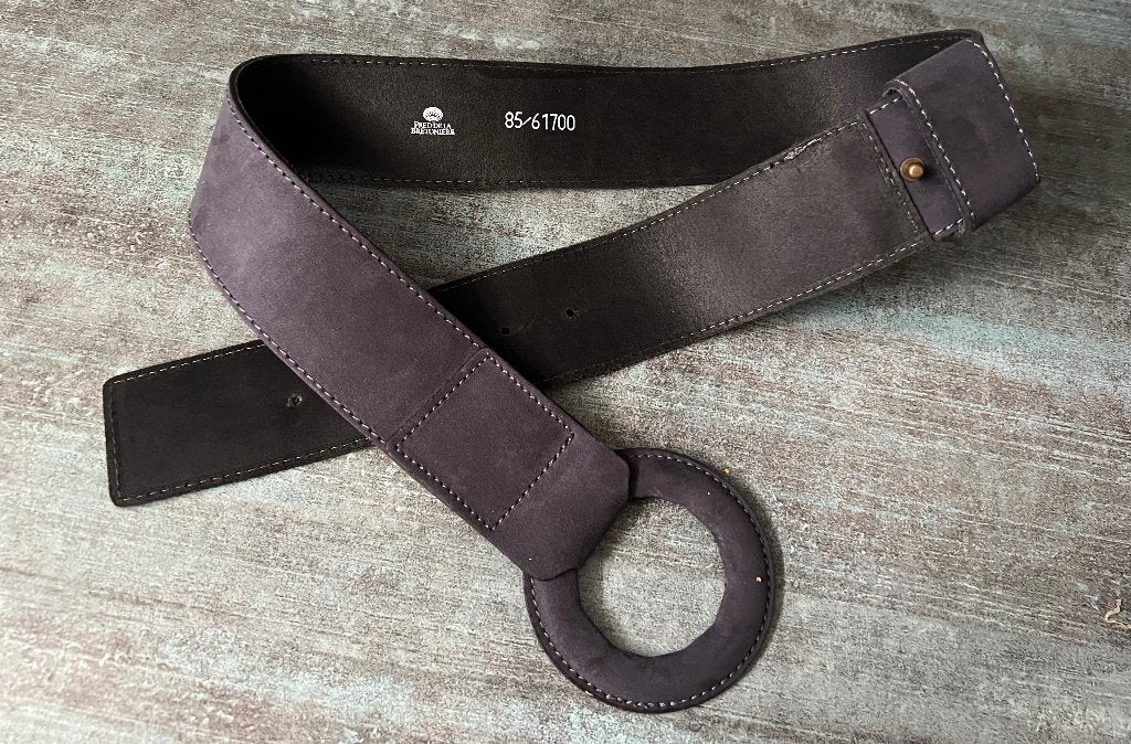 Fred de la Bretoniere. Brede grijze leren riem.  95 cm., Fred de la Bretoniere, Overige kleuren, 5 cm of meer, Echt leder