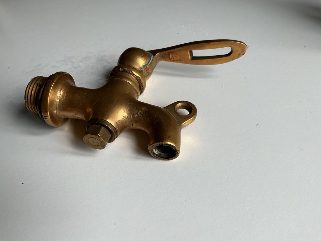 Oude mooie koperen kraan, Antiek en Kunst, Ophalen of Verzenden