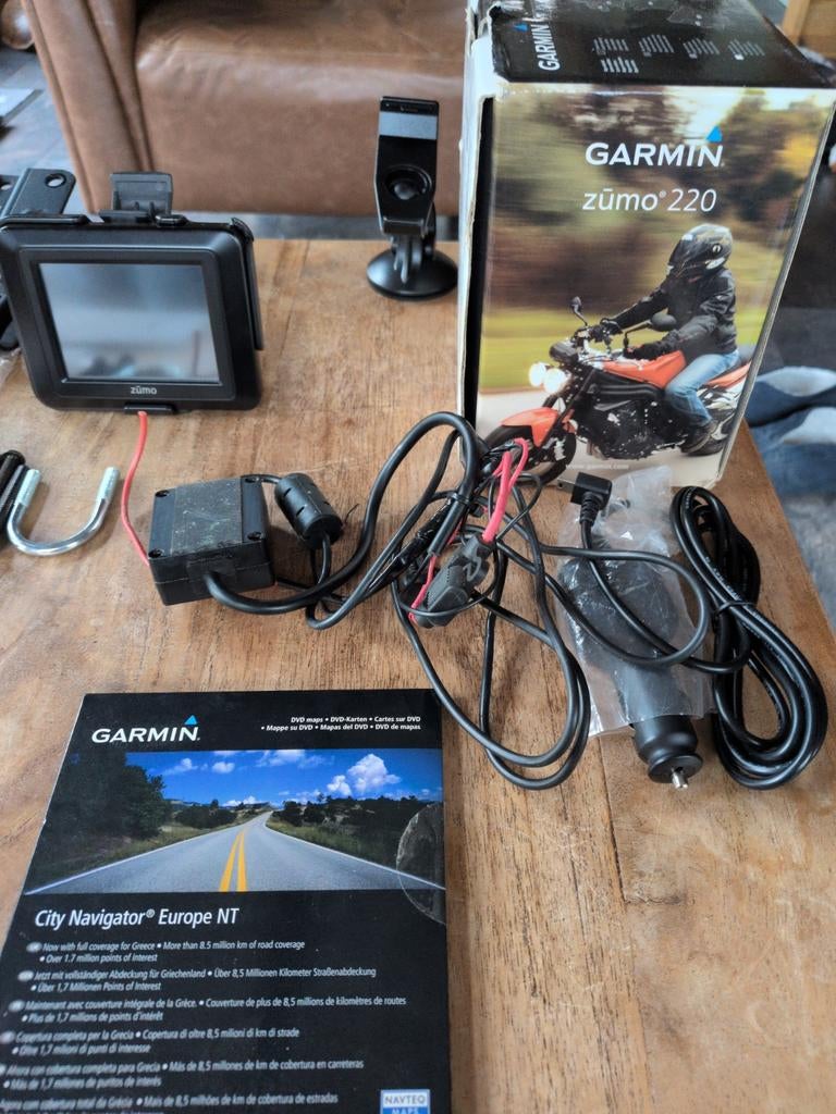 Garmin Zumo 220 navigatie, geheel compleet in originele verp, Motoren, Accessoires | Navigatiesystemen, Ophalen of Verzenden