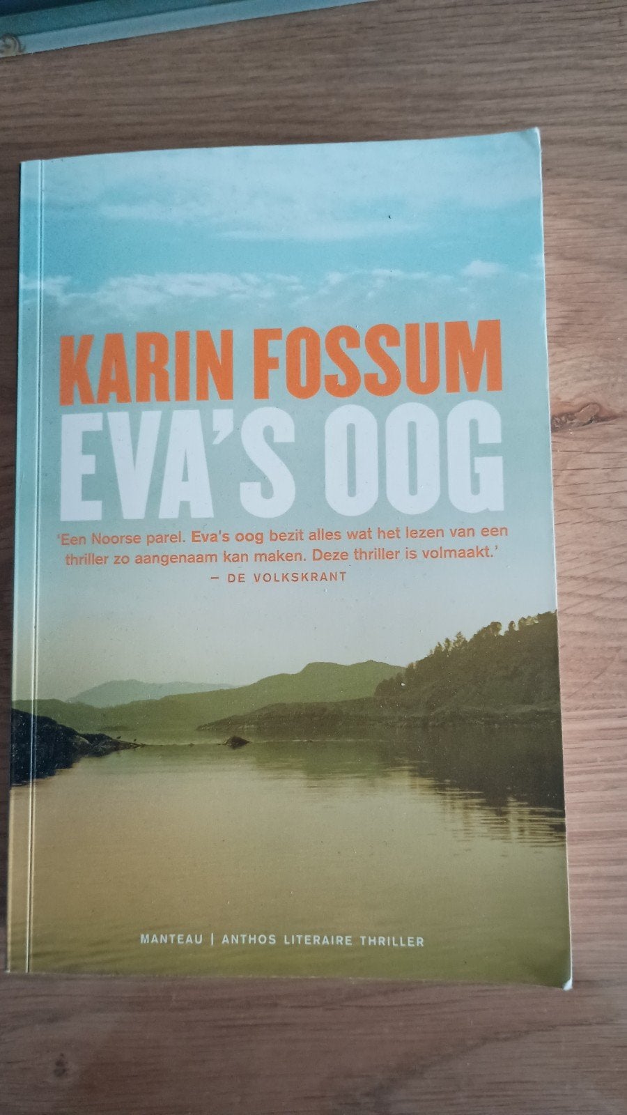 Karin Fossum - Eva's Oog (Thriller), Ophalen of Verzenden, Gelezen, Karin Fossum, Scandinavië