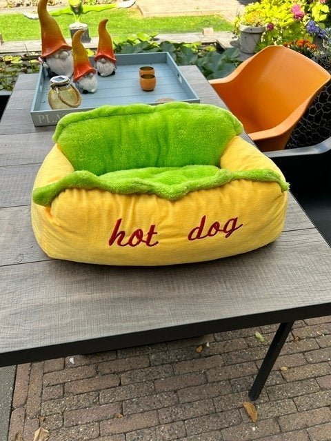 Mooi hondenkussen voor een teckel, Ophalen of Verzenden, Zo goed als nieuw, Stof