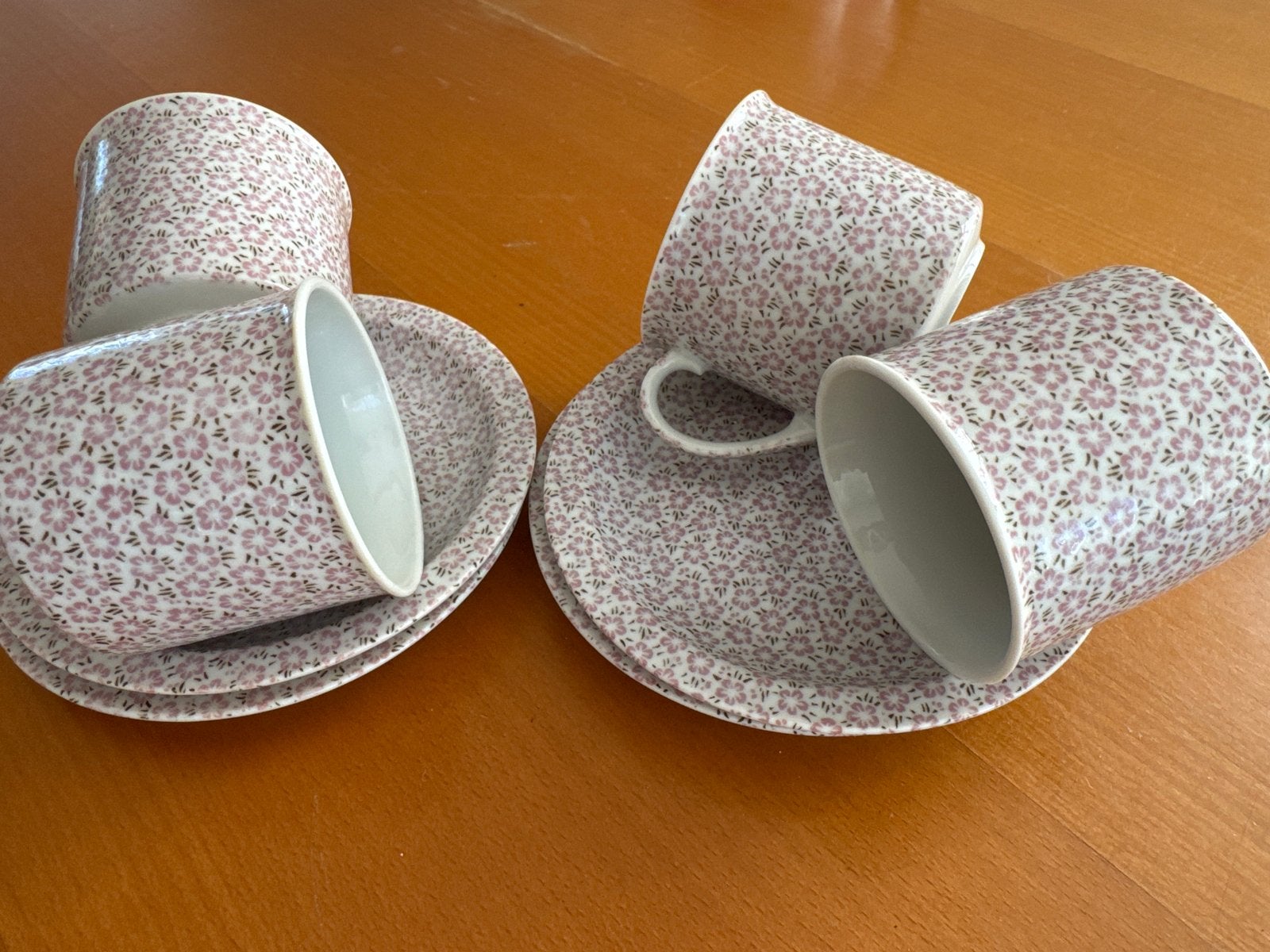 Set van 4 kopjes en schotels met bloemenprint, Ophalen, Gebruikt, Keramiek, Vintage