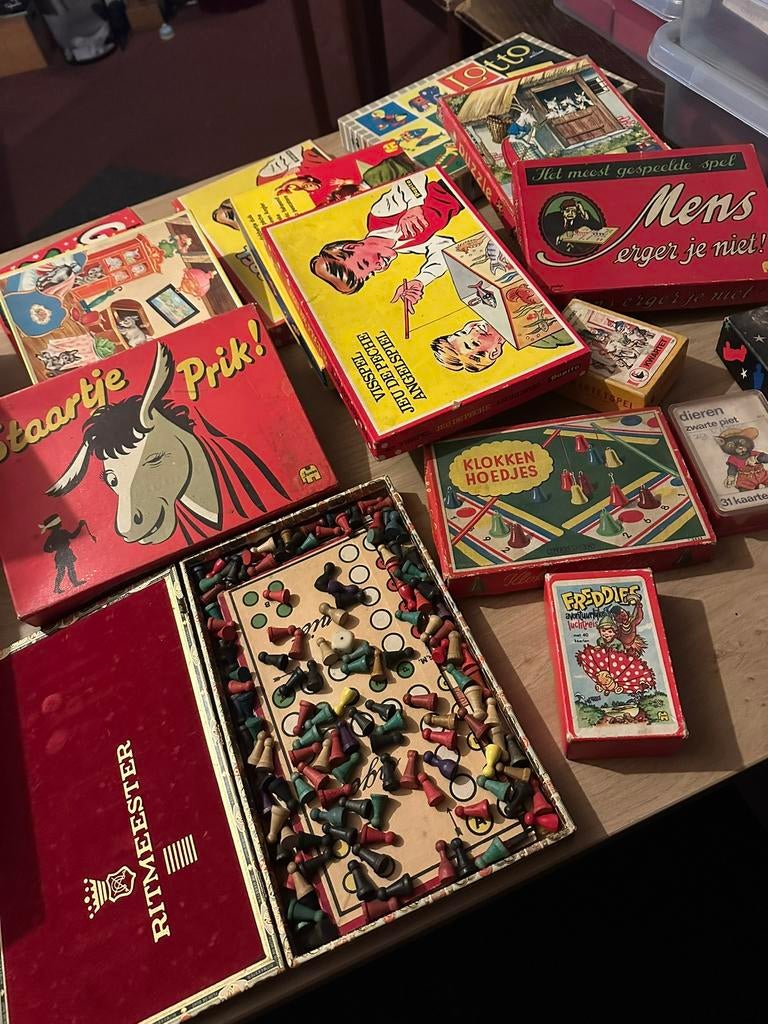 Oude spellen en puzzels, oa Jumbelino, Klokkenhoedjes, Lotto, Ophalen of Verzenden, Gebruikt