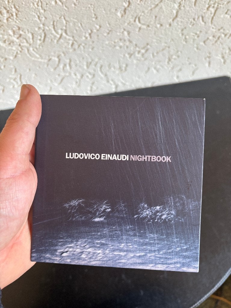 Ludovico Einaudi - Nightbook - 2009 - Italiaanse uitgave, Ophalen of Verzenden, Classicisme, Zo goed als nieuw, Kamermuziek