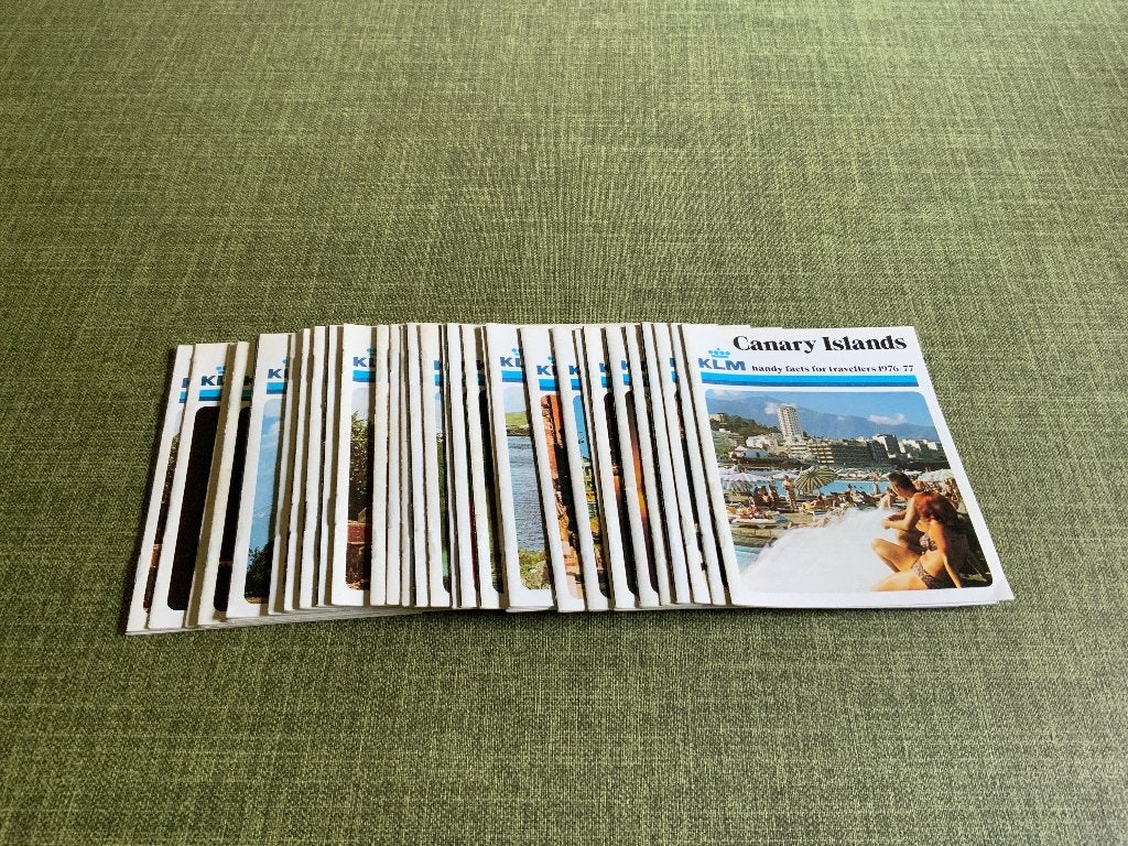 KLM handy facts for travellers 1975-1977, Ophalen of Verzenden, Gebruikt, Boek of Tijdschrift