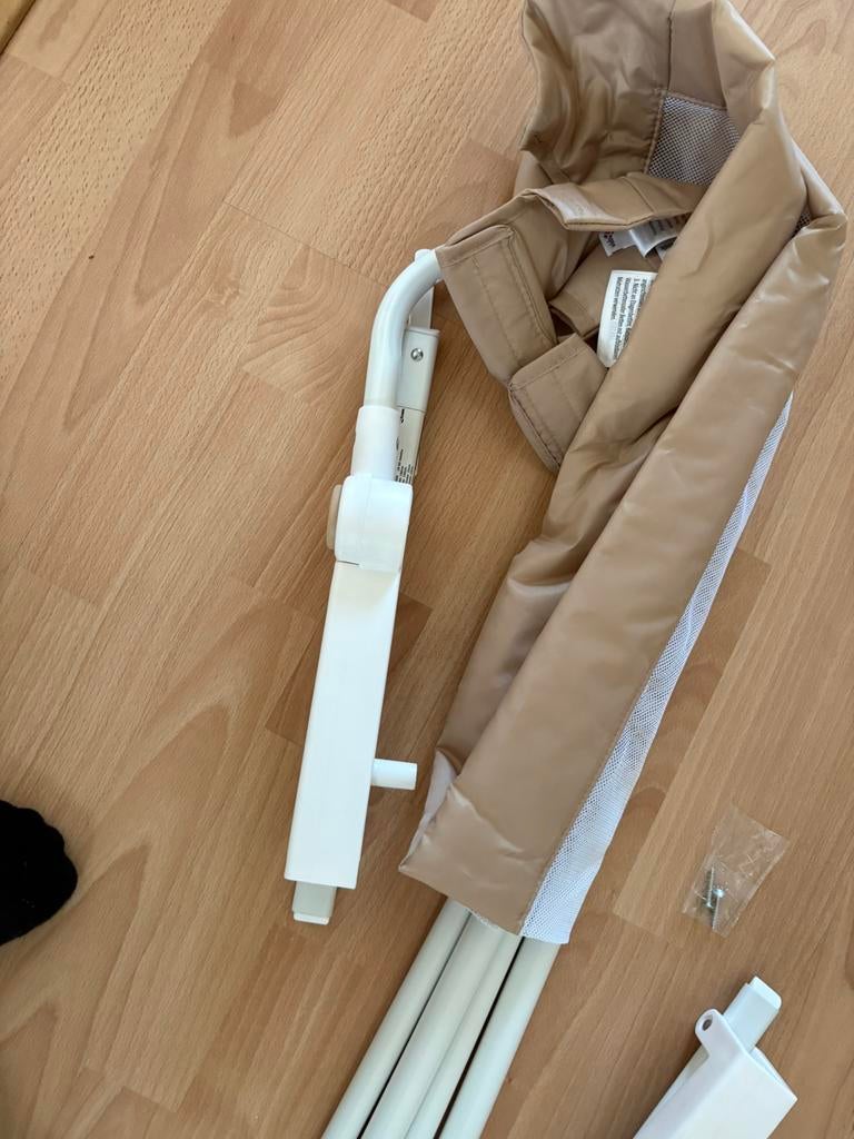 Grote rek voor uit bed vallen, Ophalen, Zo goed als nieuw, Minder dan 140 cm, Matras