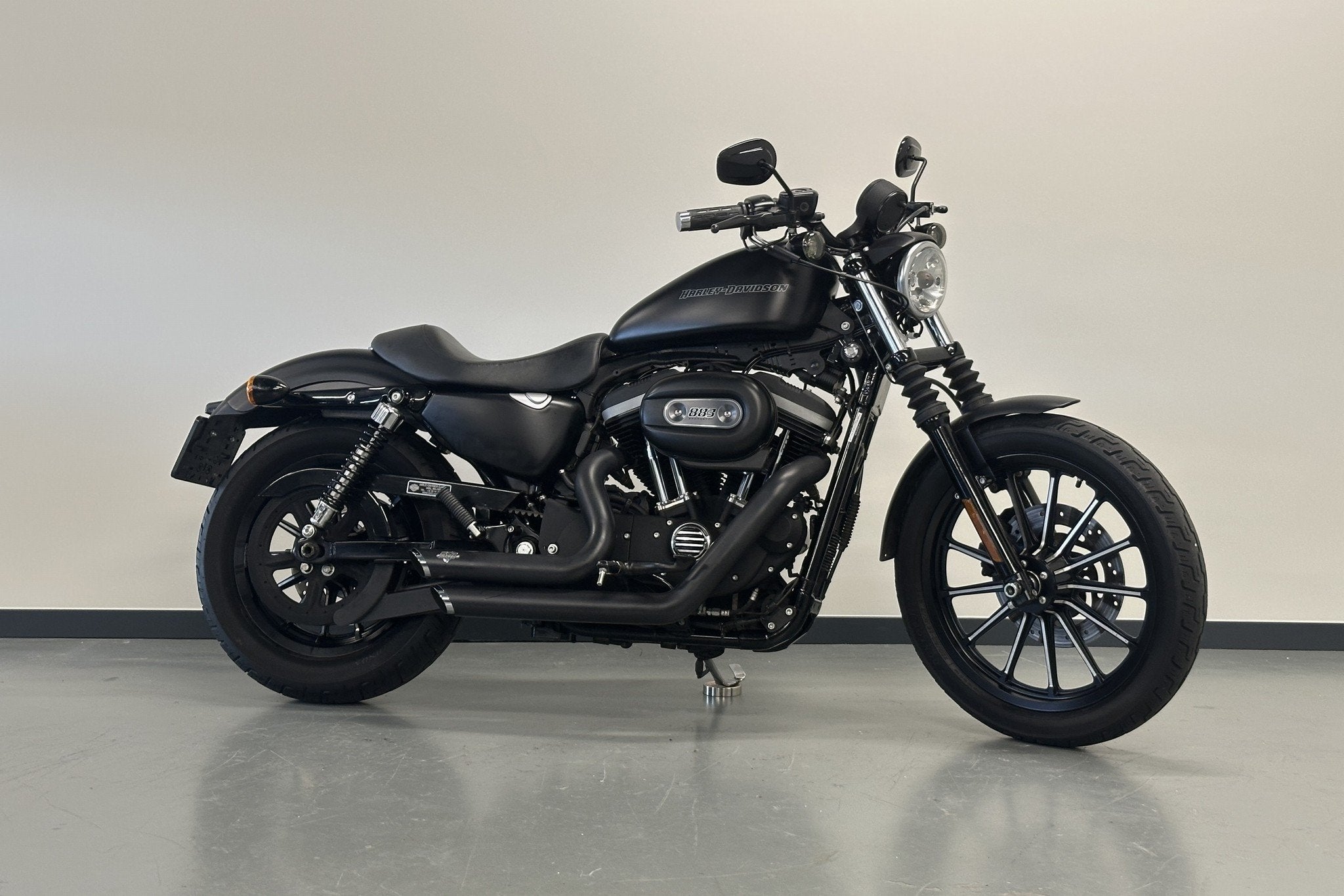 Harley-Davidson XL 883N IRON (bj 2010), Motoren, Chopper, Bedrijf, Rietschans 72
1234KB  LEIDERDORP, Meer dan 35 kW