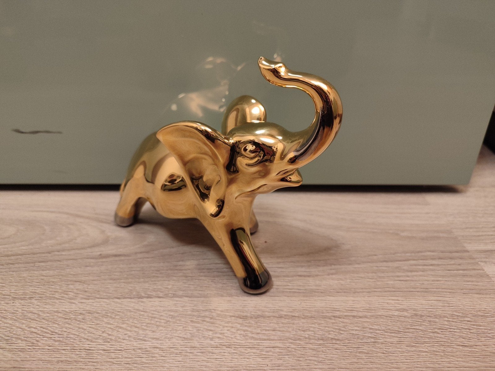 oro zecchino porseleinen olifant 24 karaats goud beeldje, Ophalen of Verzenden, Zo goed als nieuw, Wild dier, Beeldje of Figuurtje