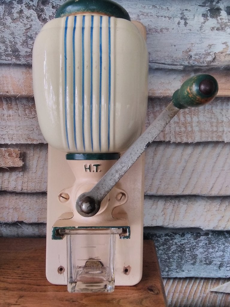 Vintage wandkoffiemolen - werkt nog, geen stroom nodig, Gebruikt, Overige modellen, 2 tot 4 kopjes, Koffiebonen