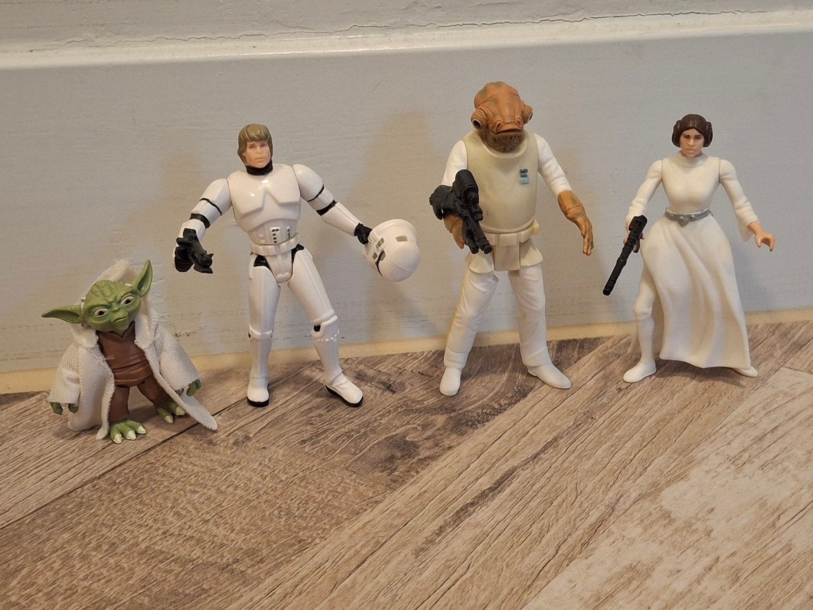 Star Wars Vintage POTF en Modern Luke, Ackbar, Leia en Yoda, Ophalen of Verzenden, Gebruikt, Actiefiguurtje