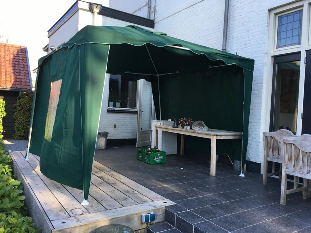 Handige groene partytent 3x3 meter te huur, Ophalen, Partytent, Minder dan 4 meter, Zo goed als nieuw