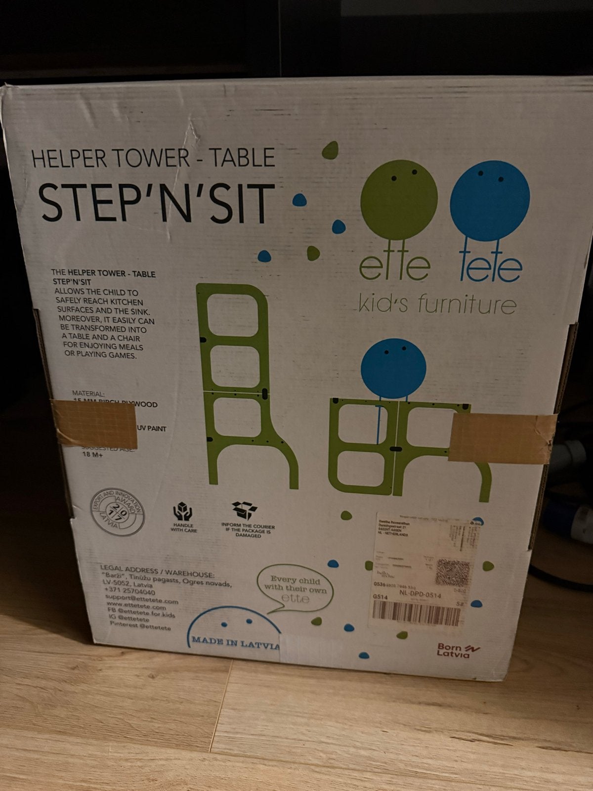 Foto 2 van Ette Tete Helper Tower Step'n'Sit Zwart - Nieuw in doos