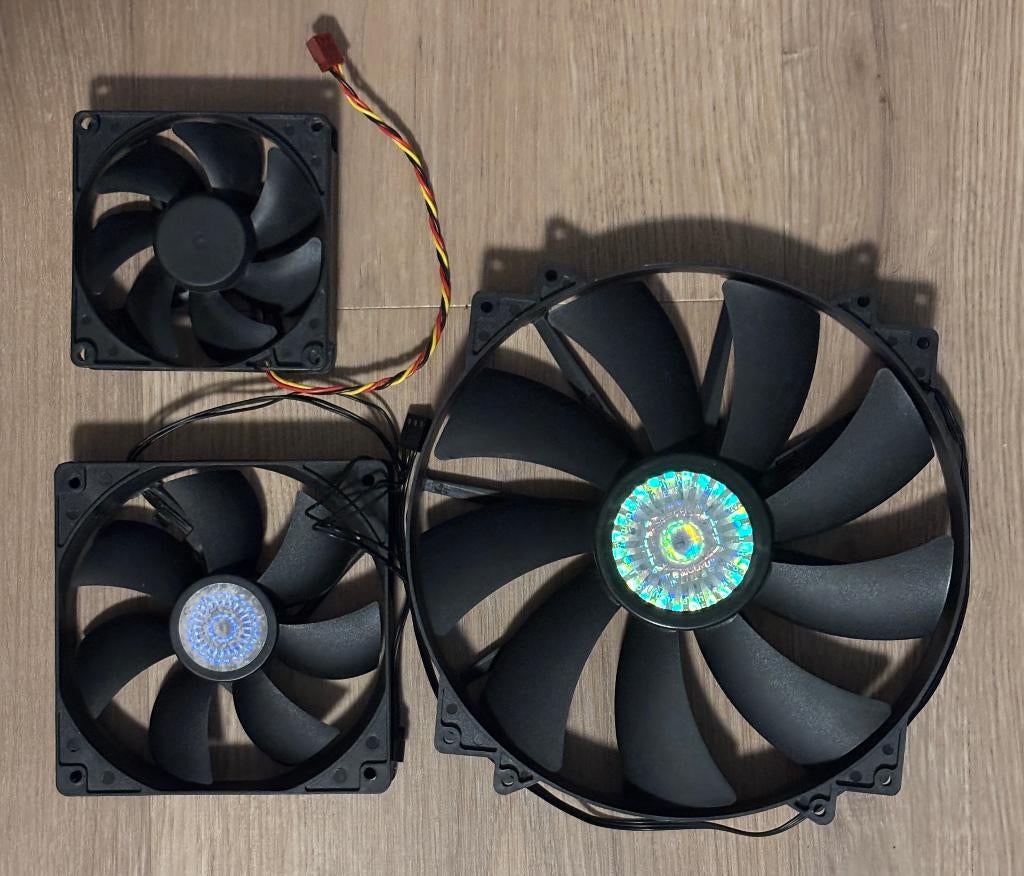 3x PC Case Fans – Cooler Master & Sunon, Ophalen of Verzenden, Luchtkoeling