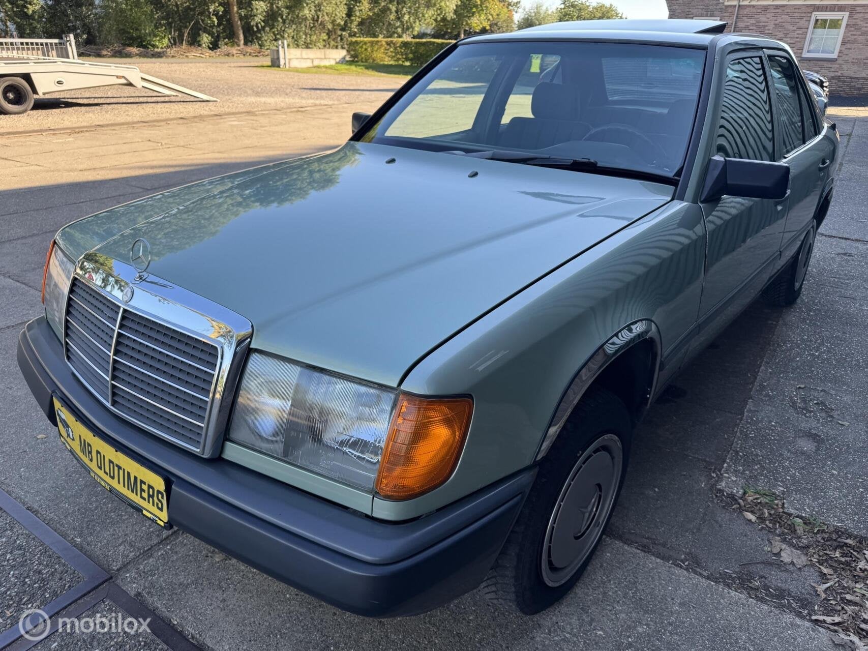 Mercedes-Benz W124 250 D Automaat ABS Schuifdak, foto 3