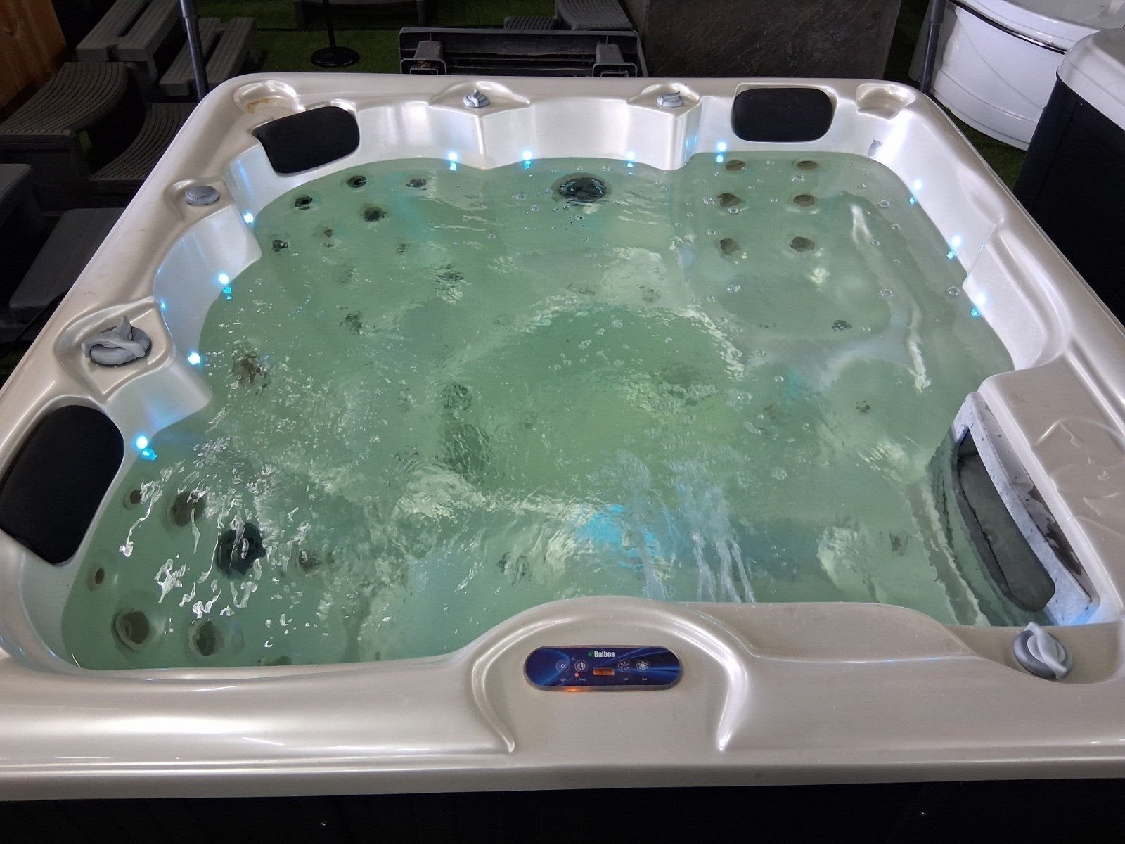 balboa spa 5 persoons jacuzzi incl bezorging&garantie, Ophalen of Verzenden, Gebruikt