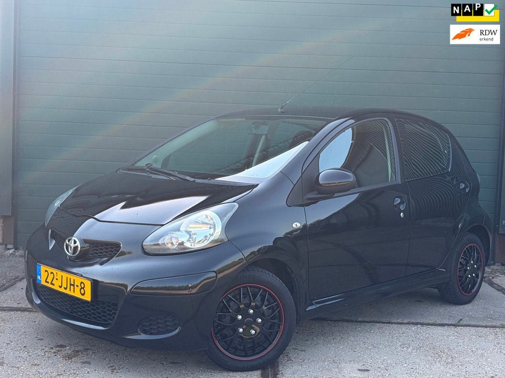 Toyota Aygo 1.0-12V | Nwe koppeling | APK 2027 | Airco | 5Dr, Auto's, Voorwielaandrijving, 4 stoelen, Origineel Nederlands, Bedrijf