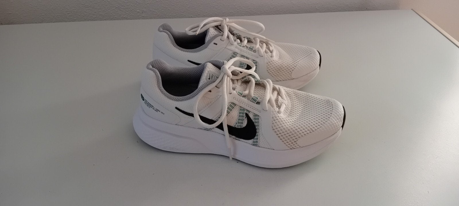 Nette Nike Run Swift 2 running schoenen maat 40, Ophalen, Nike, Zo goed als nieuw, Wit