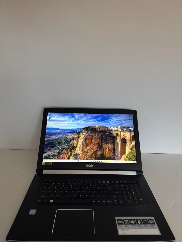 Snelle/Nette Acer Laptop - SSD - Windows 11 - 17 Inch, 2 tot 3 Ghz, Ophalen of Verzenden, Zo goed als nieuw, SSD