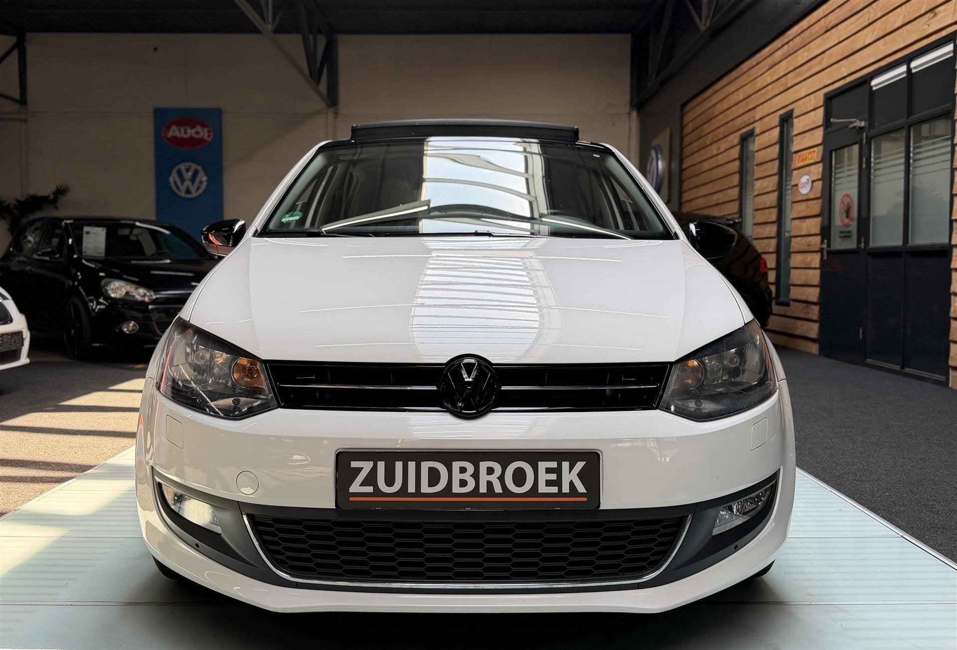 Volkswagen Polo 1.2 TSI | Cruise | Pano | 99DKM | Airco |, Auto's, Gebruikt, 4 cilinders, 1290 kg, Wit