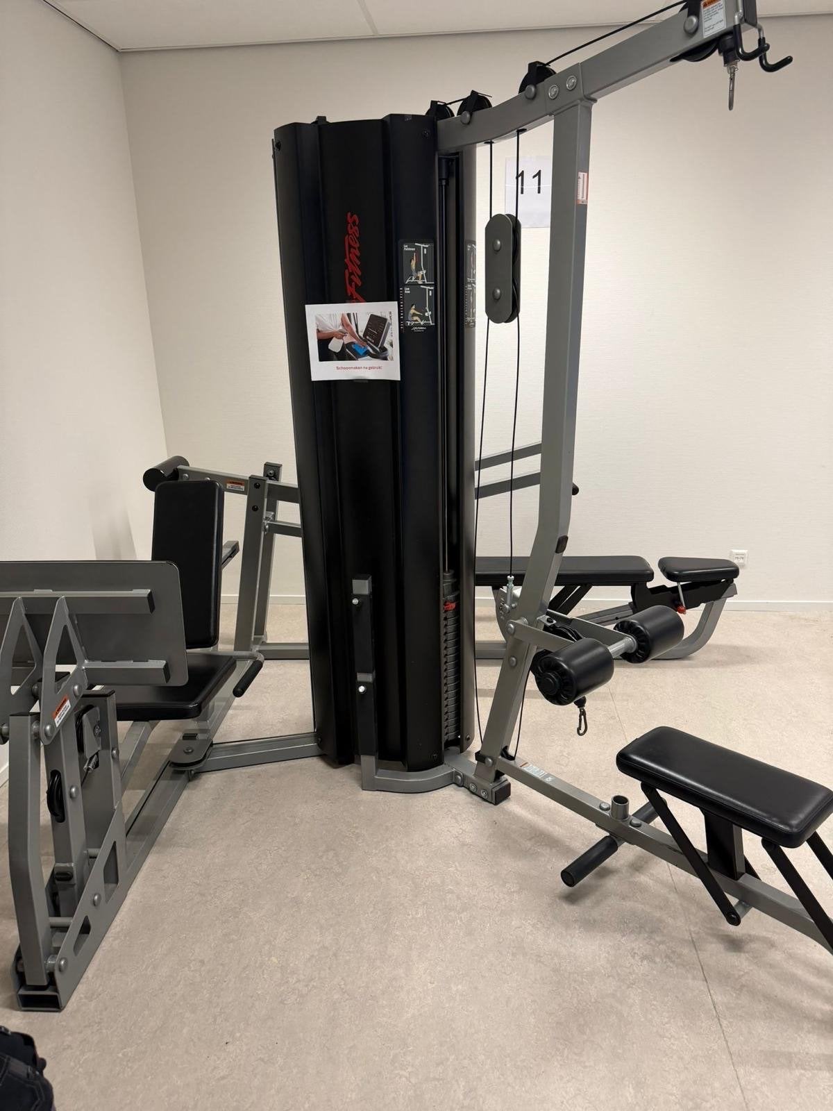 Life Fitness Krachtstation - Compleet voor Thuisgym, Sport en Fitness, Ophalen, Gebruikt, Benen