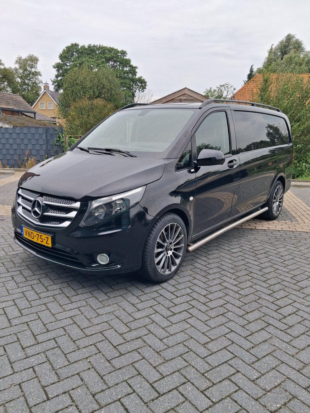 Mercedes-Benz Vito 1.6 CDI 84KW 2017 Zwart, Auto's, Voorwielaandrijving, 4 cilinders, 2000 kg, Automatische klimaatregeling