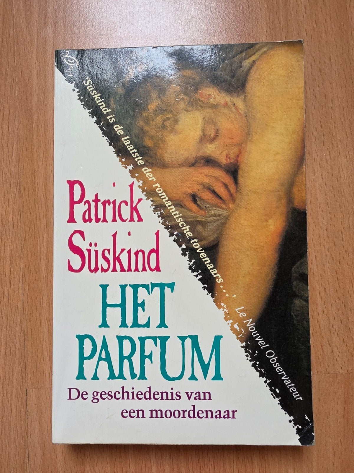 Het Parfum, Patrick Süskind De geschiedenis van een moorden, Ophalen of Verzenden, Gelezen, Patrick Süskind, Nederland