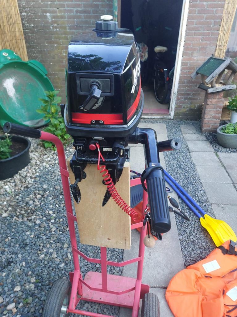 Mercury 5pk 2t met tank +boot, Ophalen, Gebruikt, Motor en Techniek, Motorboot