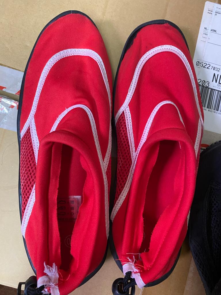 Rode Waterschoenen Maat 40, Watersport en Boten, Watersportkleding, Ophalen, Gebruikt, Dame of Heer, Overige typen