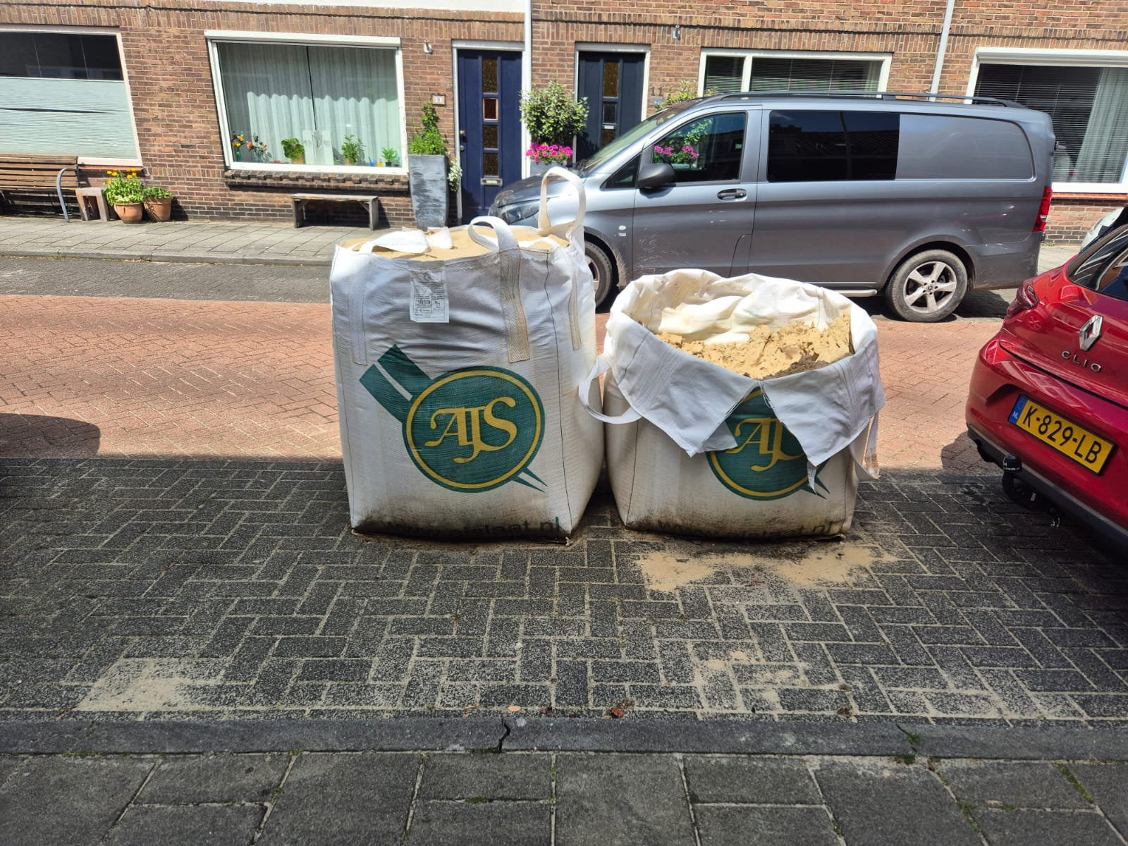 Straat/ophoog zand, Tuin en Terras, Zand, Ophalen of Verzenden, Zo goed als nieuw, Straatzand