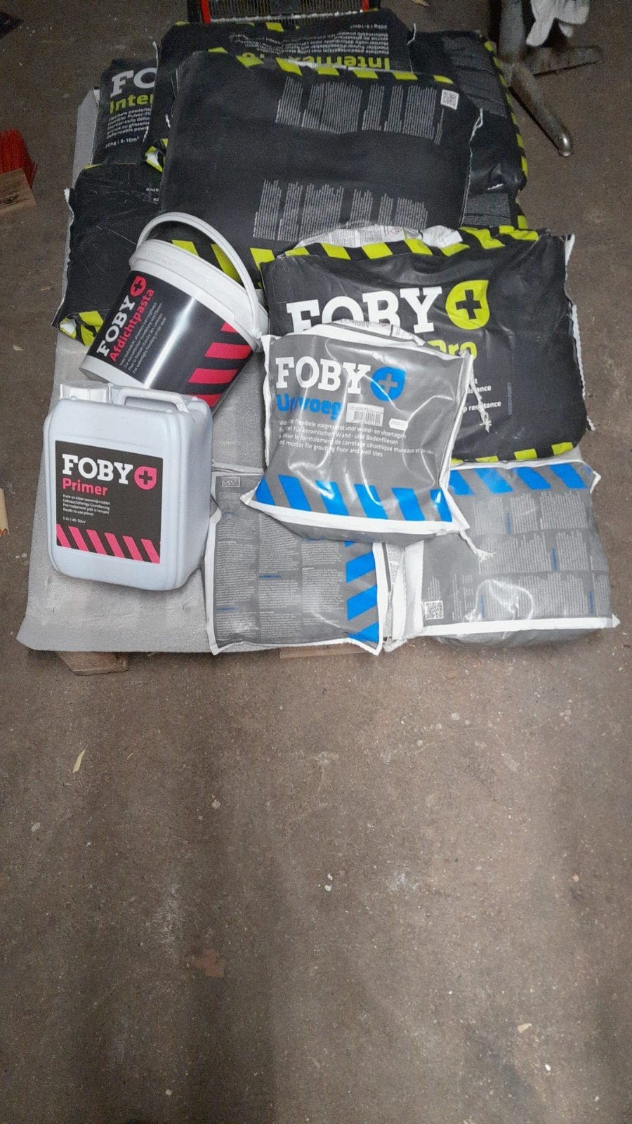 Foby Bouwmaterialen: Lijm, Primer, Voegmiddel, Kit, Reiniger, Ophalen of Verzenden