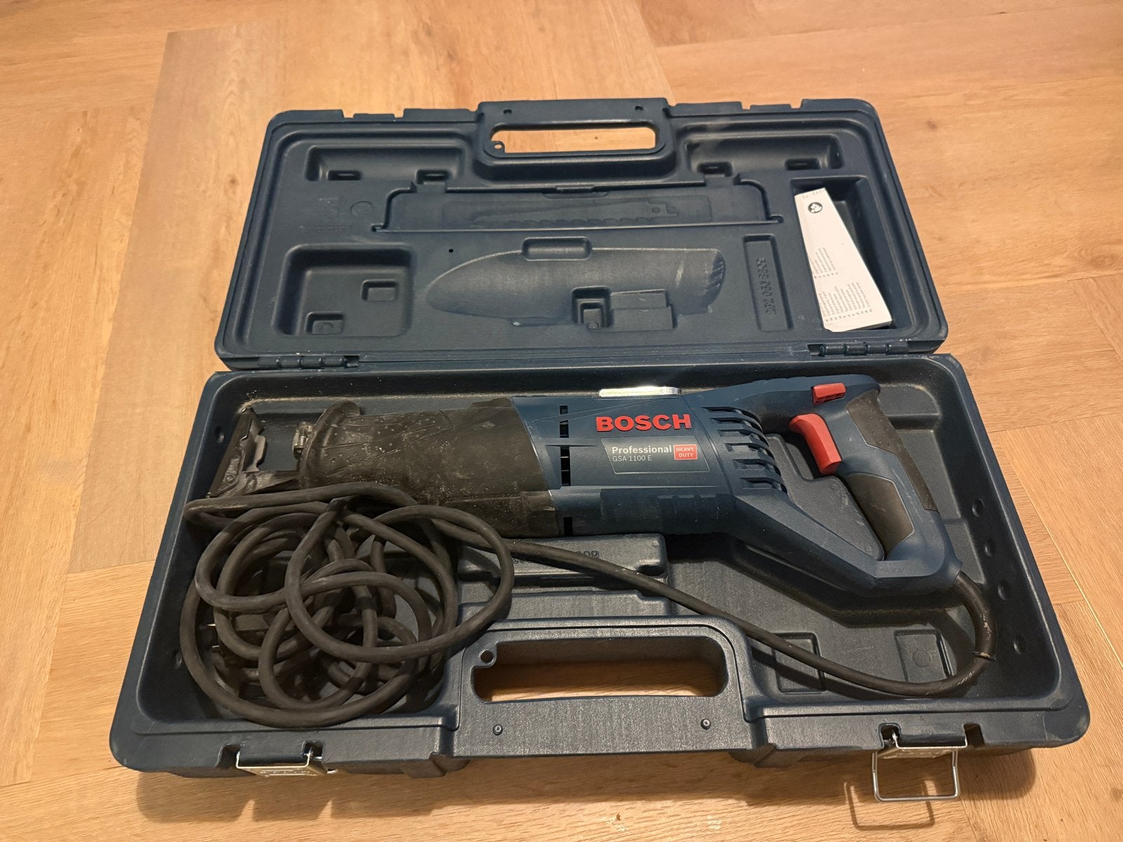 Bosch Professional Reciprozaag GSA 1100 E, Doe-het-zelf en Verbouw, Gereedschap | Zaagmachines, Gebruikt, Reciprozaag, 600 tot 1200 watt