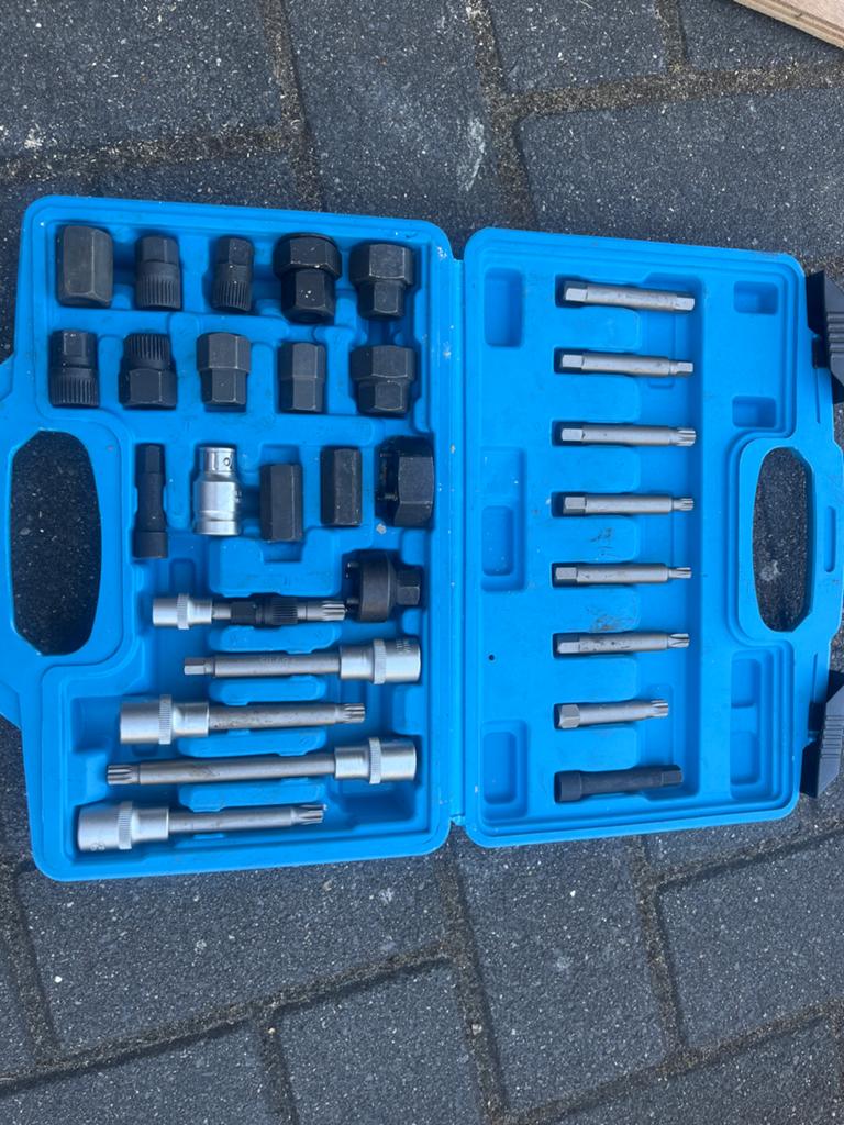 HBM 30-delige Dynamo Poelie Reparatie- en Montageset, Ophalen of Verzenden, Zo goed als nieuw