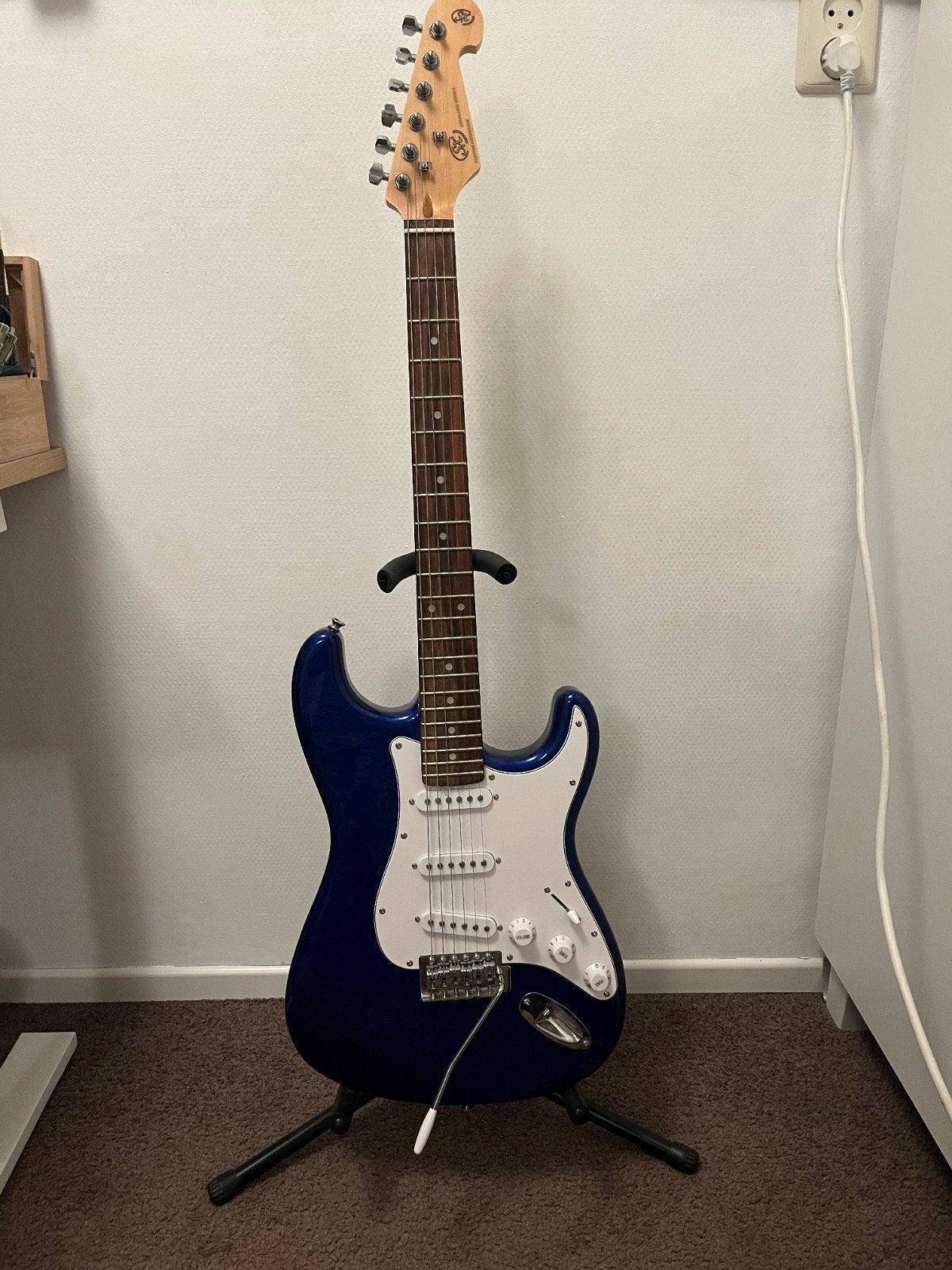 gitaar !!MOET ZSM WEG!!, Ophalen, Zo goed als nieuw, Solid body, Overige merken