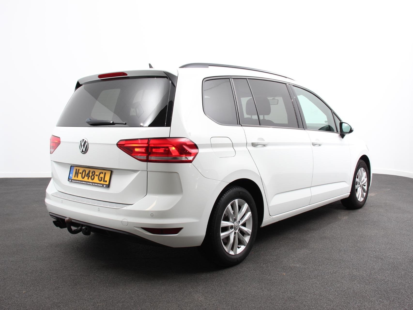 Volkswagen Touran 1.4 TSI DSG Highline 7p Airco Cruise contr, Auto's, Stof, Gebruikt, 4 cilinders, 150 pk