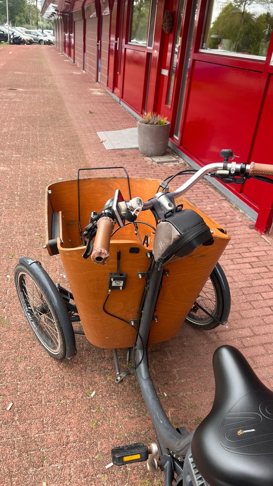 Speciale Babboe Carve E-Bakfiets met Kantel Techniek, Ophalen, Gebruikt, 3 kinderen, Elektrisch